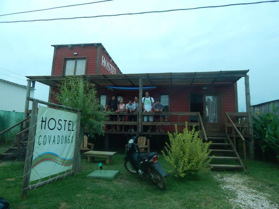 Hostel Covadonga ลาเปเดรรา ภายนอก รูปภาพ